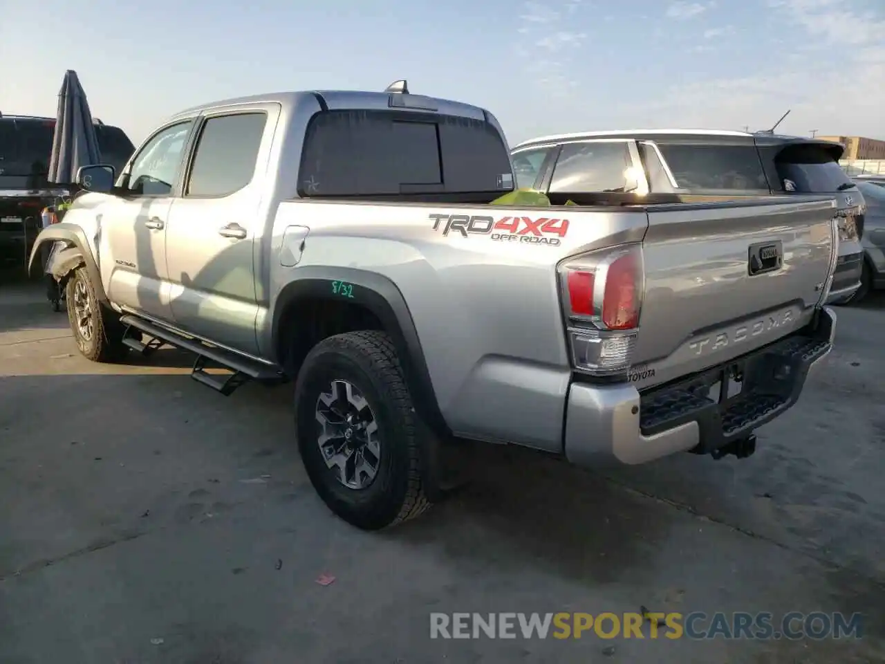 3 Photograph of a damaged car 3TMCZ5AN5MM405980 TOYOTA TACOMA 2021