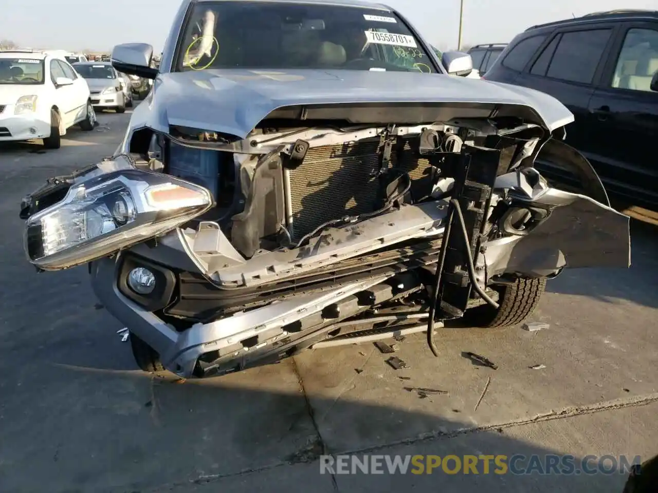 9 Photograph of a damaged car 3TMCZ5AN5MM405980 TOYOTA TACOMA 2021