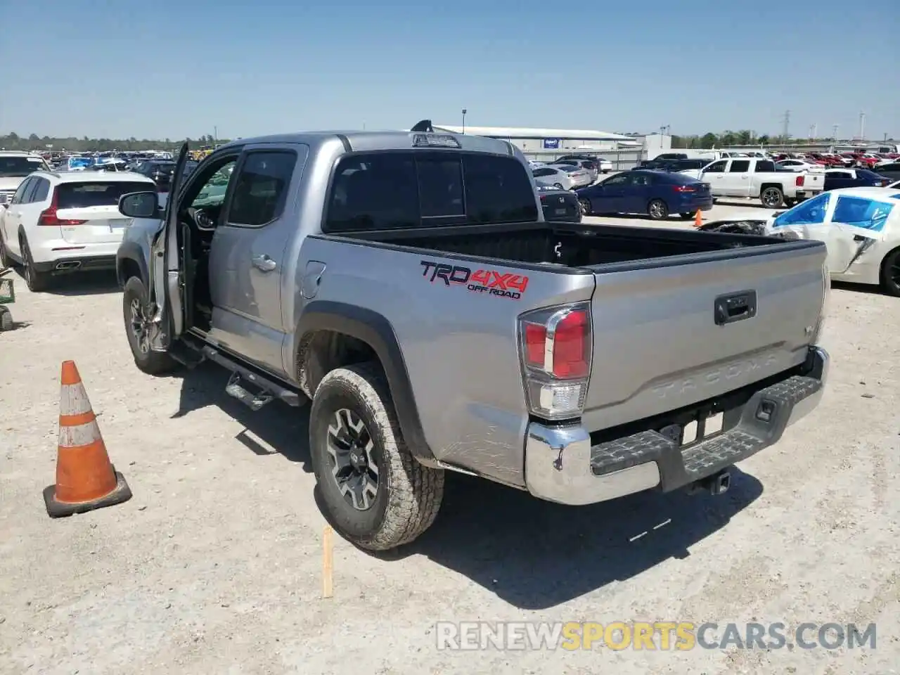 3 Photograph of a damaged car 3TMCZ5AN5MM406742 TOYOTA TACOMA 2021