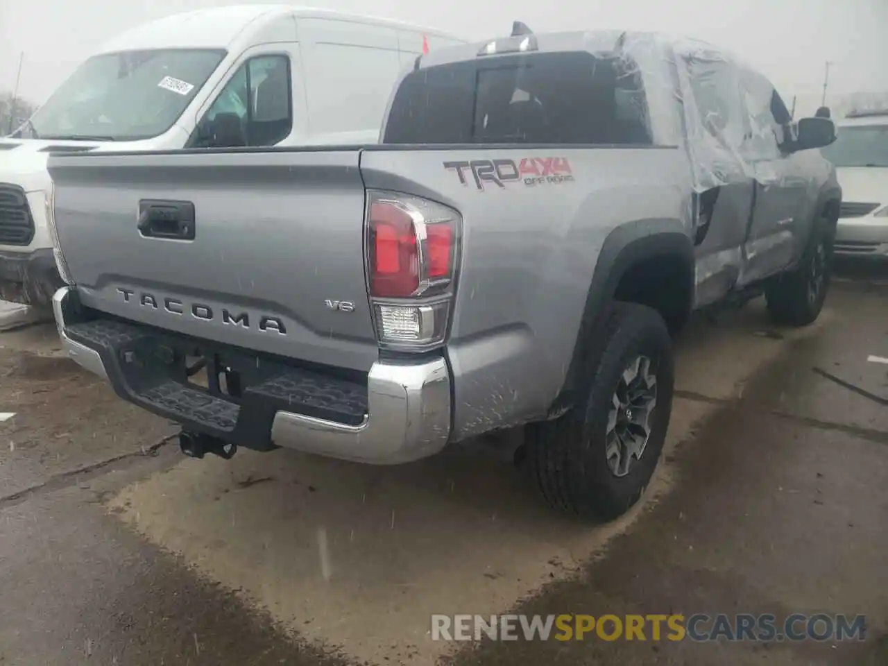 4 Photograph of a damaged car 3TMCZ5AN5MM407714 TOYOTA TACOMA 2021