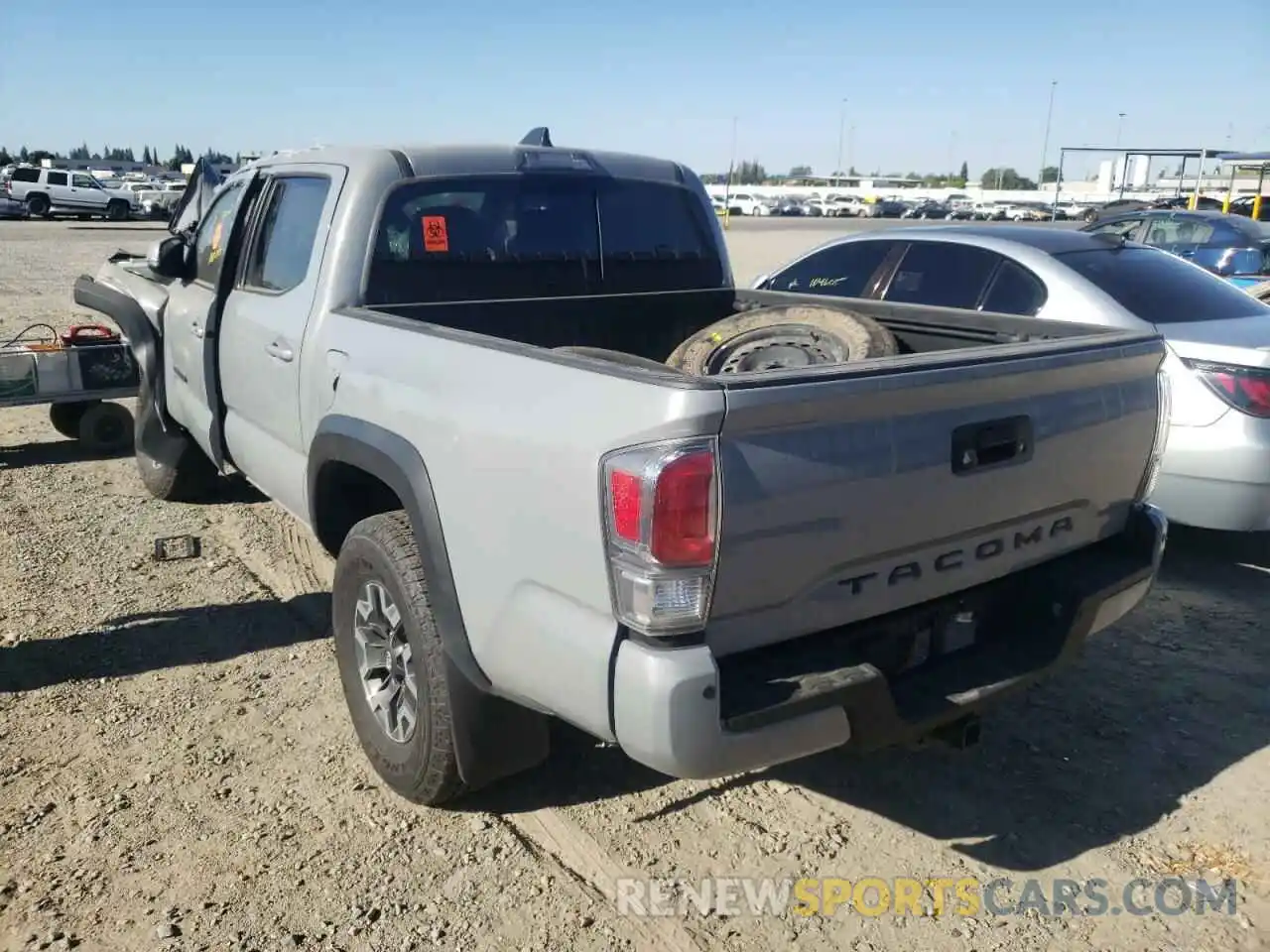 3 Photograph of a damaged car 3TMCZ5AN5MM407888 TOYOTA TACOMA 2021