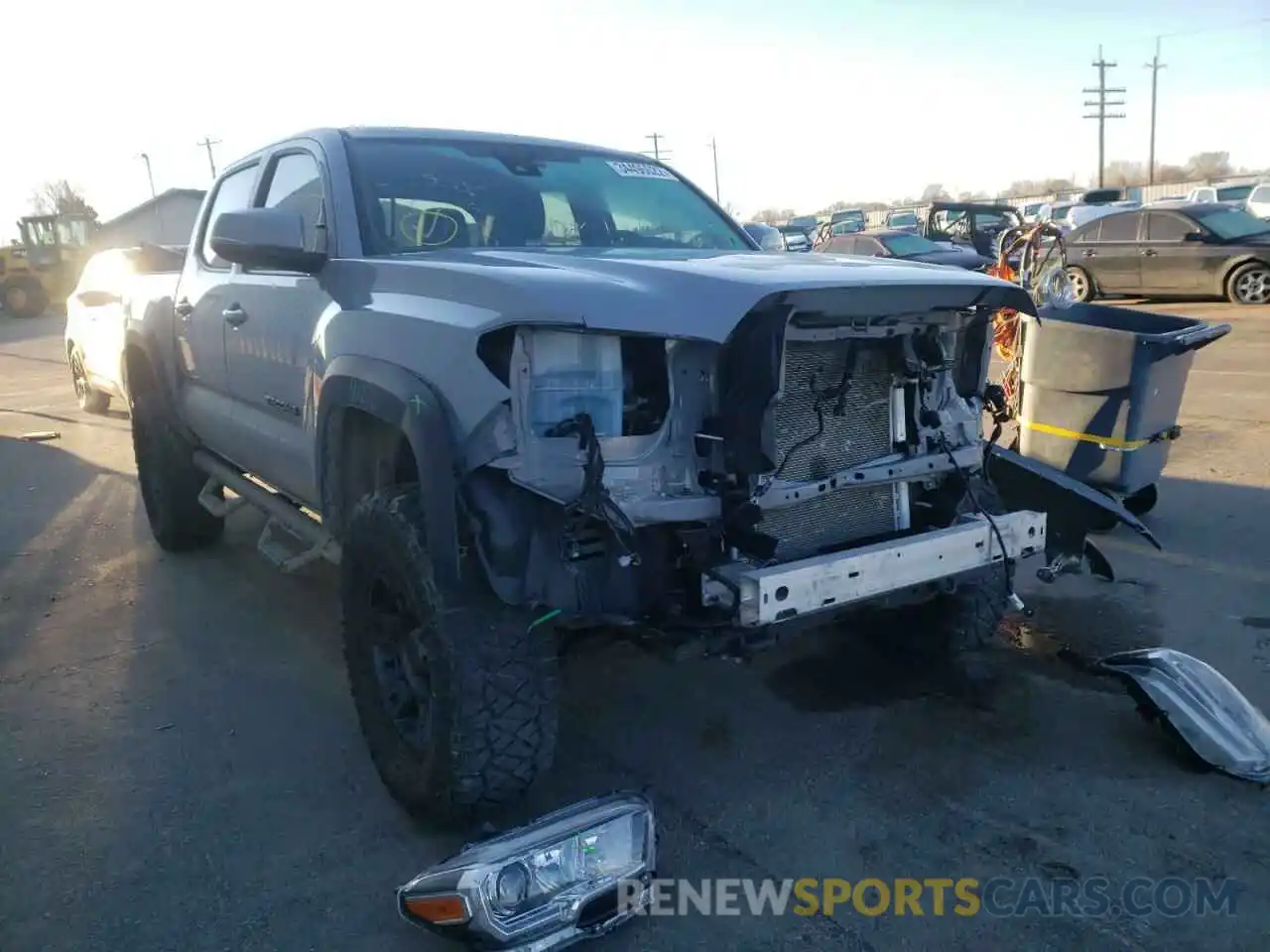 1 Photograph of a damaged car 3TMCZ5AN5MM409379 TOYOTA TACOMA 2021