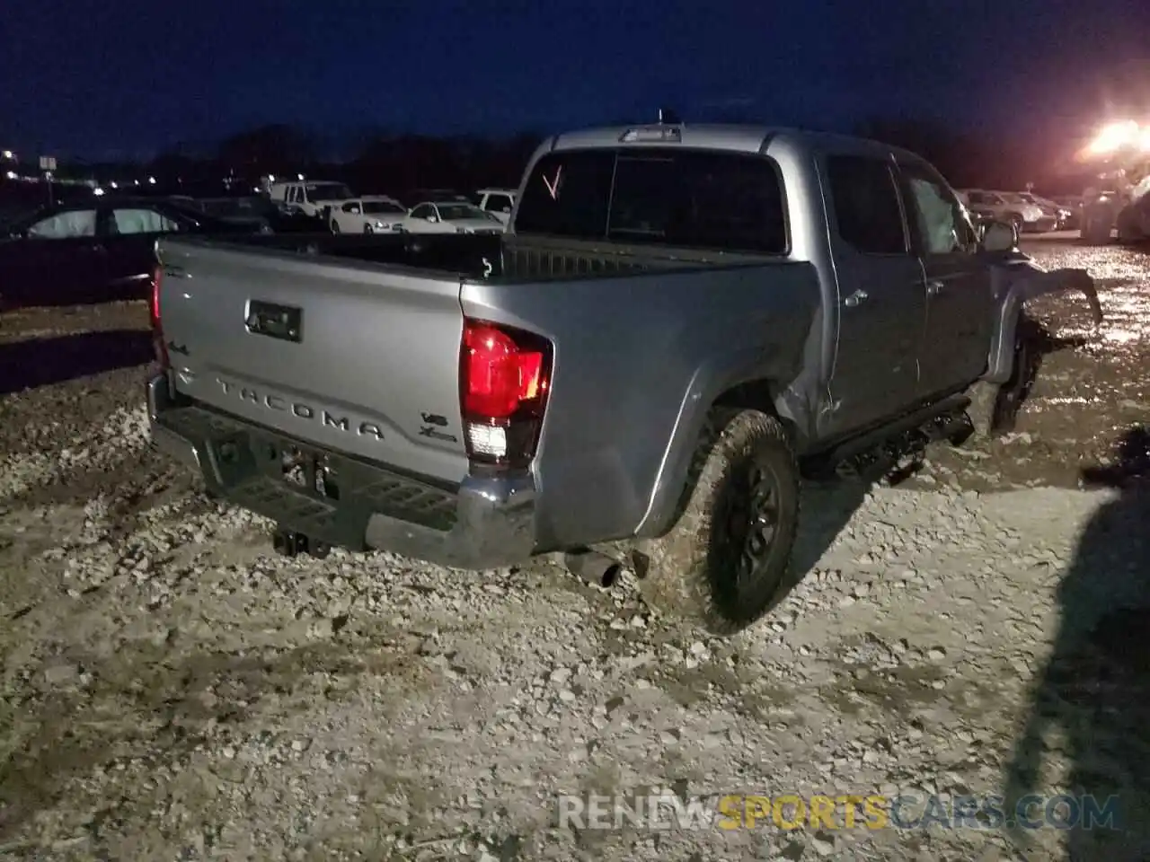 4 Photograph of a damaged car 3TMCZ5AN5MM410788 TOYOTA TACOMA 2021