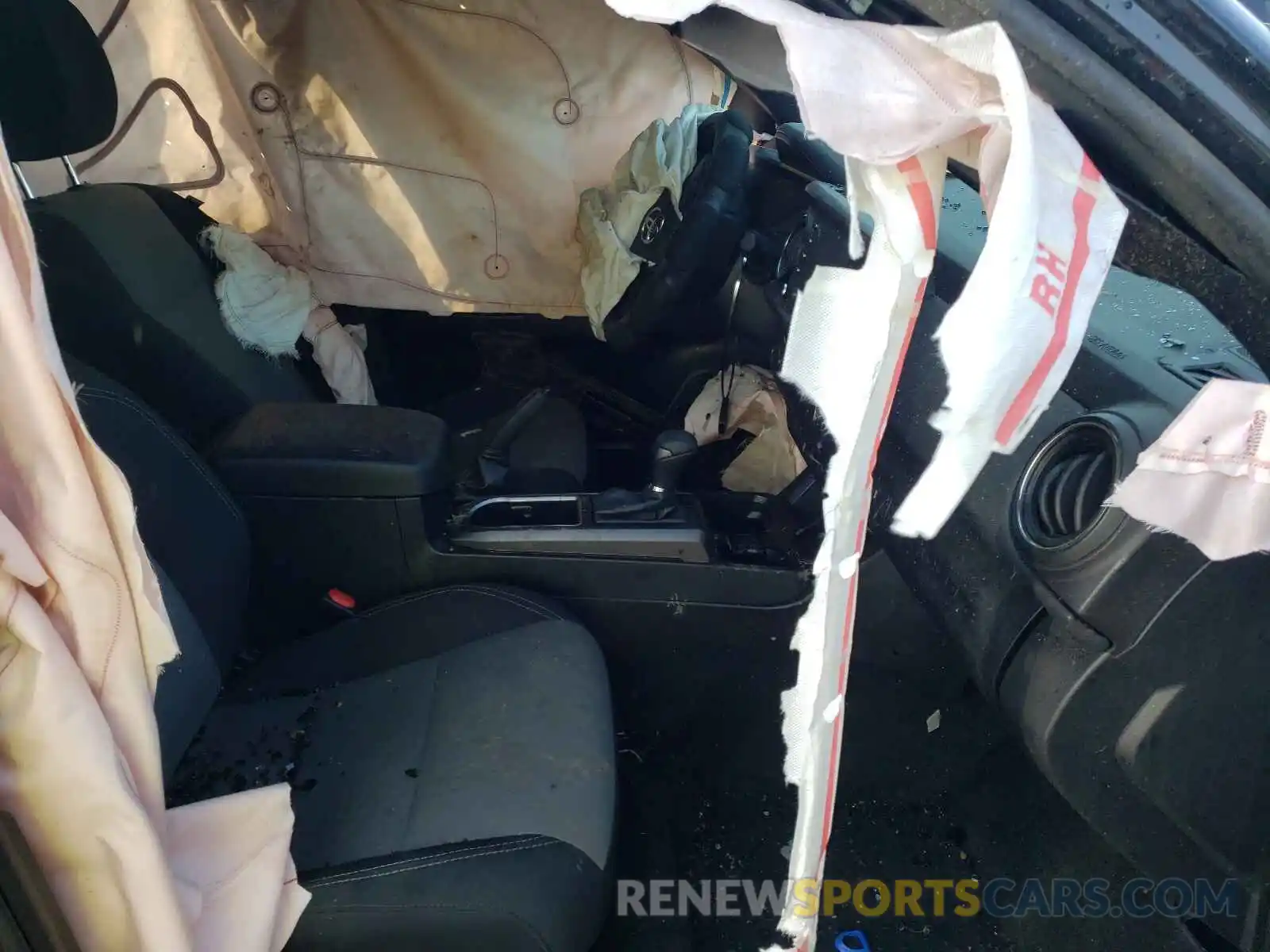 5 Photograph of a damaged car 3TMCZ5AN5MM425100 TOYOTA TACOMA 2021