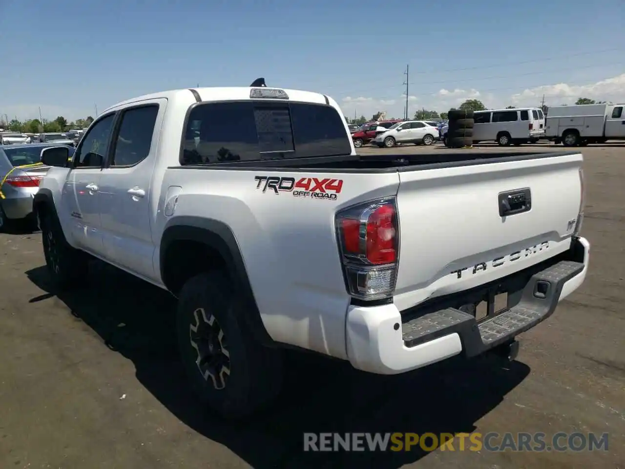 3 Photograph of a damaged car 3TMCZ5AN5MM441555 TOYOTA TACOMA 2021