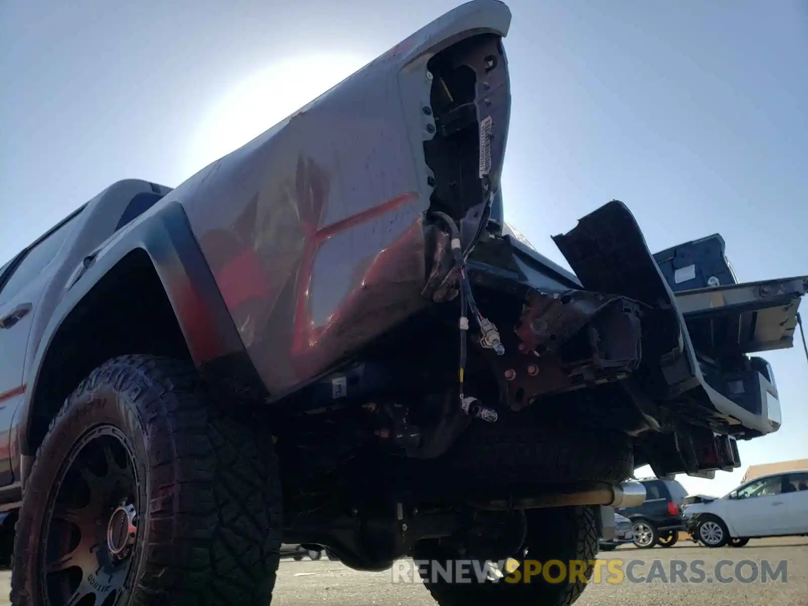 9 Photograph of a damaged car 3TMCZ5AN6MM389479 TOYOTA TACOMA 2021