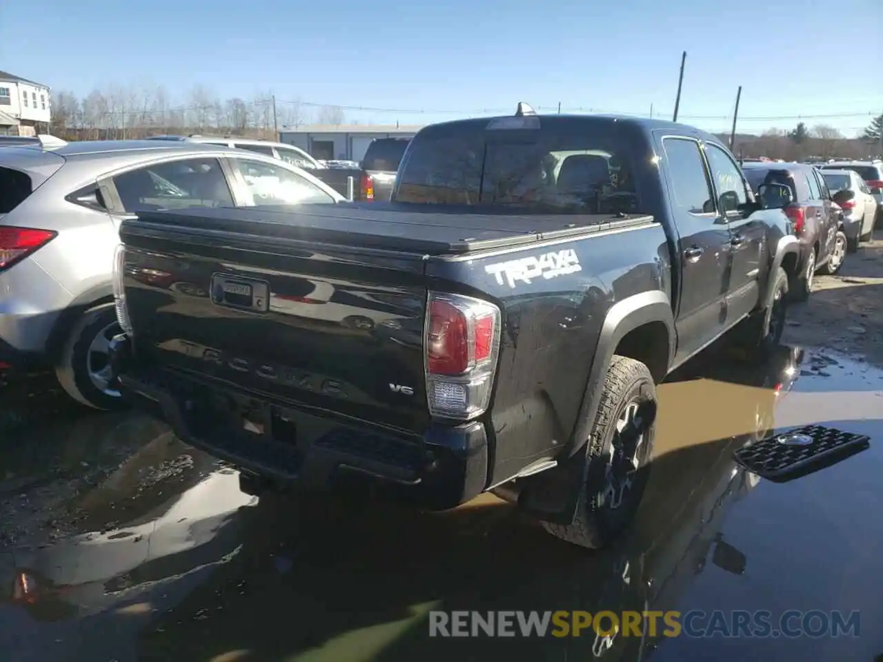 4 Photograph of a damaged car 3TMCZ5AN6MM390213 TOYOTA TACOMA 2021