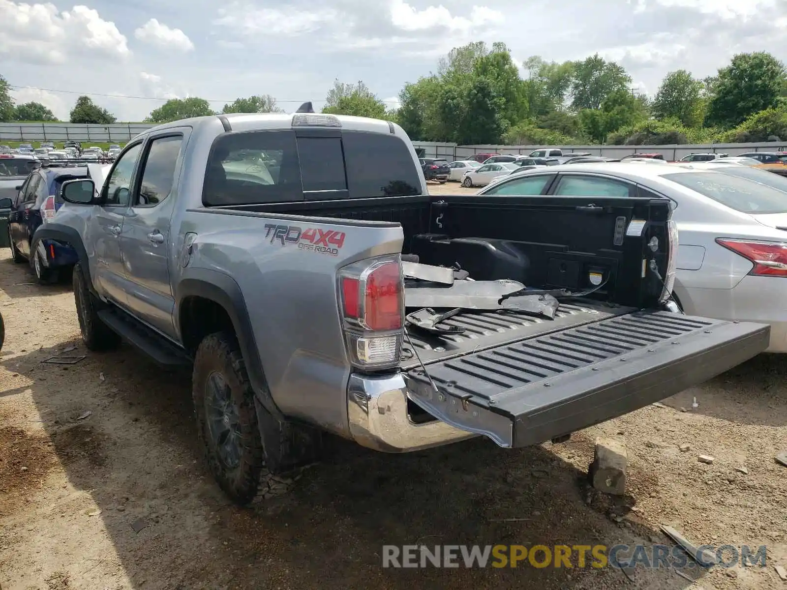 3 Photograph of a damaged car 3TMCZ5AN6MM391247 TOYOTA TACOMA 2021