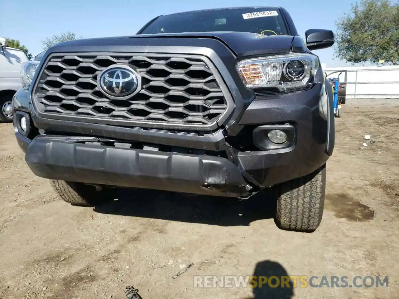 9 Photograph of a damaged car 3TMCZ5AN6MM393628 TOYOTA TACOMA 2021