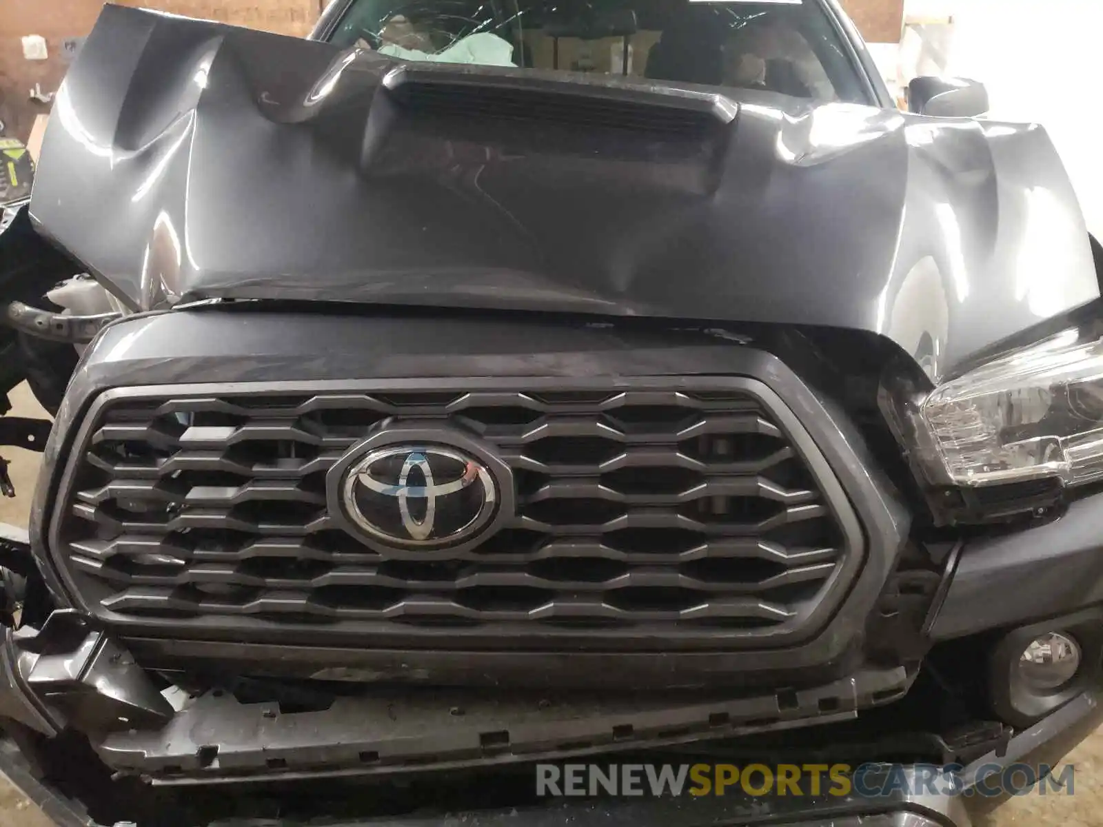 7 Photograph of a damaged car 3TMCZ5AN6MM394424 TOYOTA TACOMA 2021