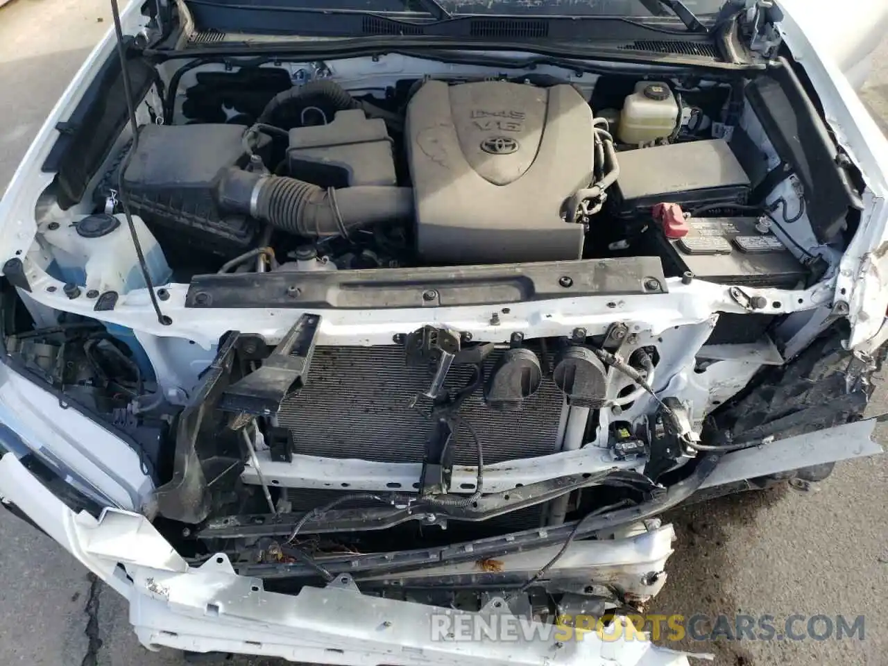 11 Photograph of a damaged car 3TMCZ5AN6MM406054 TOYOTA TACOMA 2021