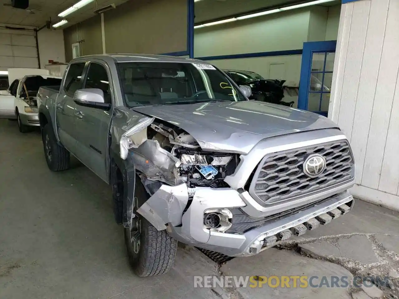 1 Photograph of a damaged car 3TMCZ5AN6MM411223 TOYOTA TACOMA 2021