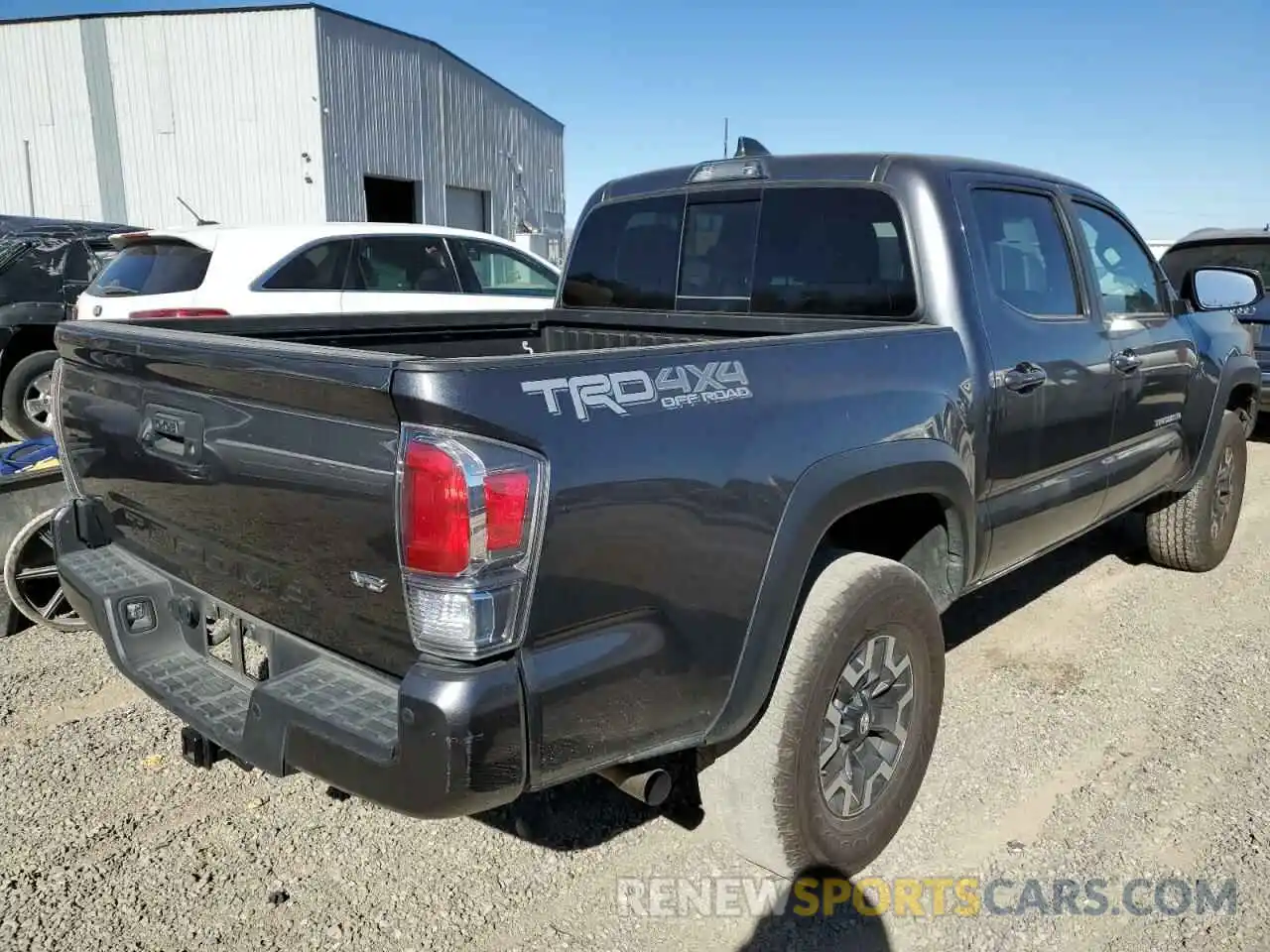 4 Photograph of a damaged car 3TMCZ5AN6MM411576 TOYOTA TACOMA 2021