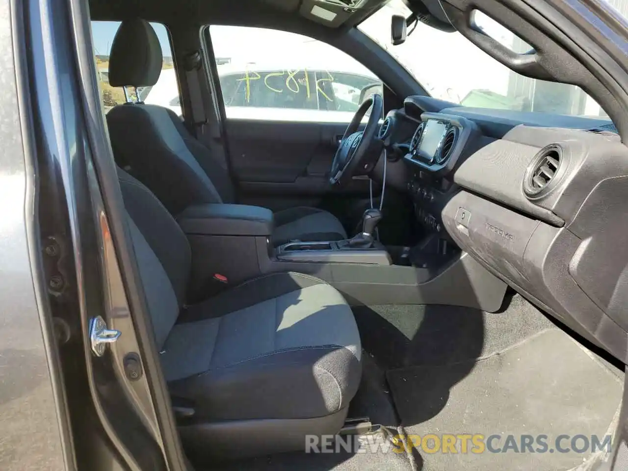 5 Photograph of a damaged car 3TMCZ5AN6MM411576 TOYOTA TACOMA 2021