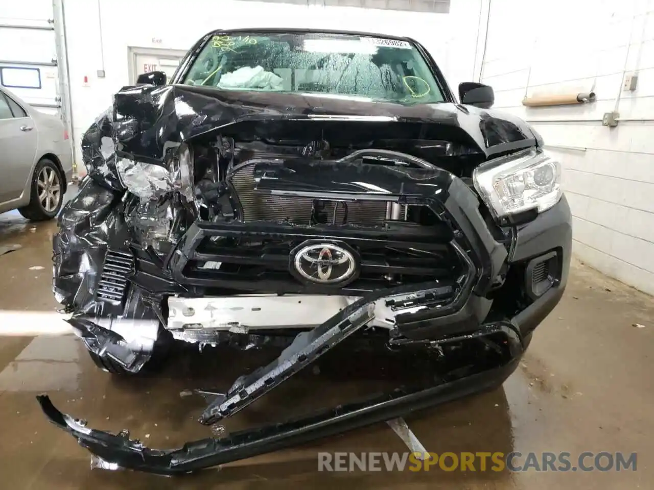 9 Photograph of a damaged car 3TMCZ5AN6MM430595 TOYOTA TACOMA 2021