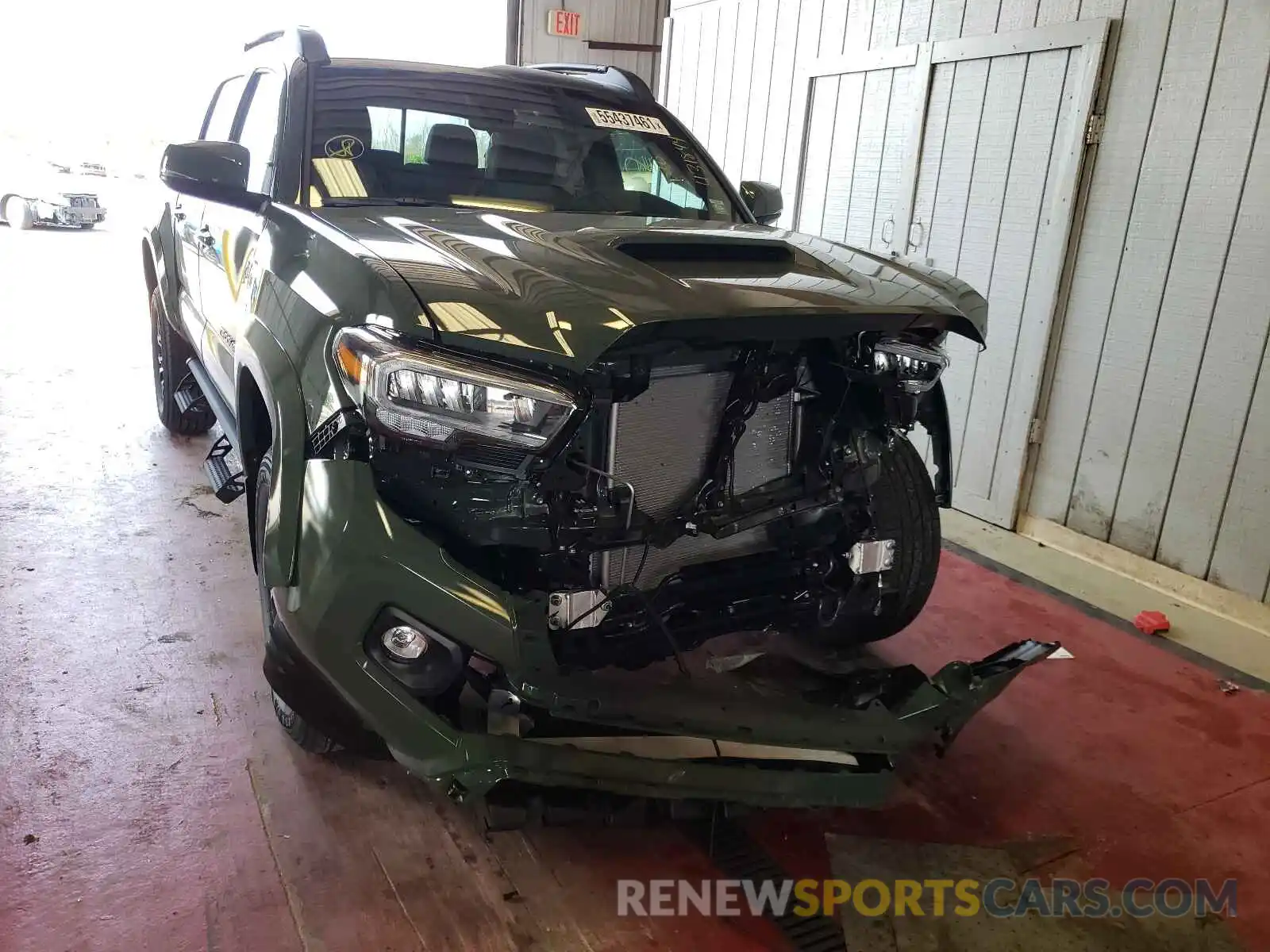 9 Photograph of a damaged car 3TMCZ5AN6MM431844 TOYOTA TACOMA 2021