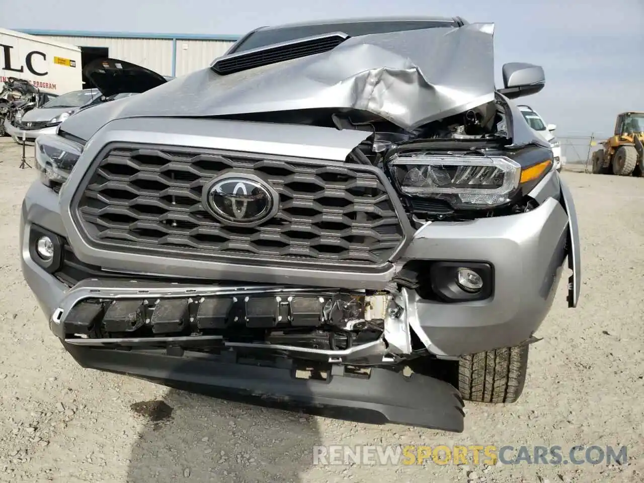 9 Photograph of a damaged car 3TMCZ5AN6MM434520 TOYOTA TACOMA 2021