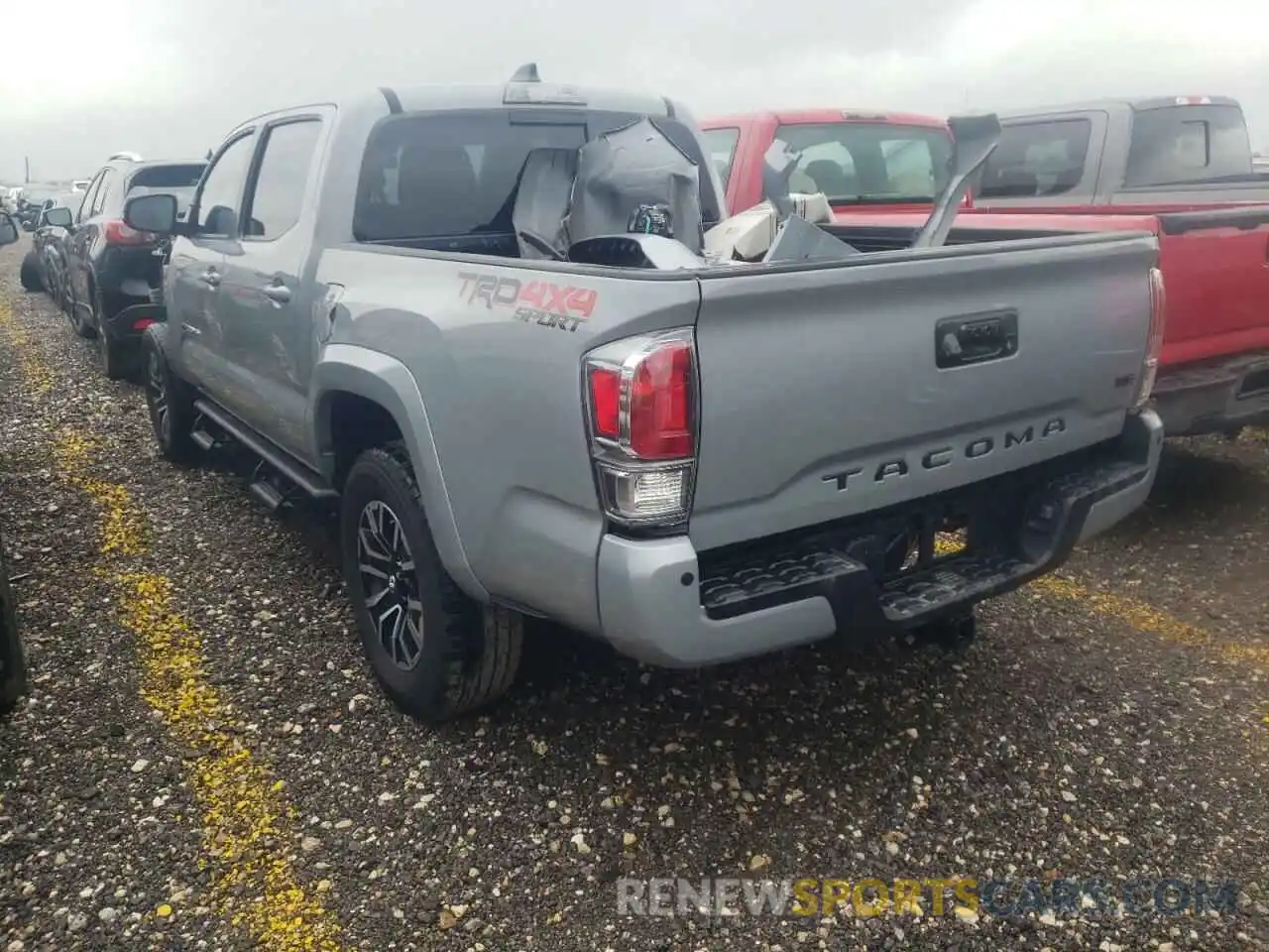 3 Фотография поврежденного автомобиля 3TMCZ5AN6MM436171 TOYOTA TACOMA 2021