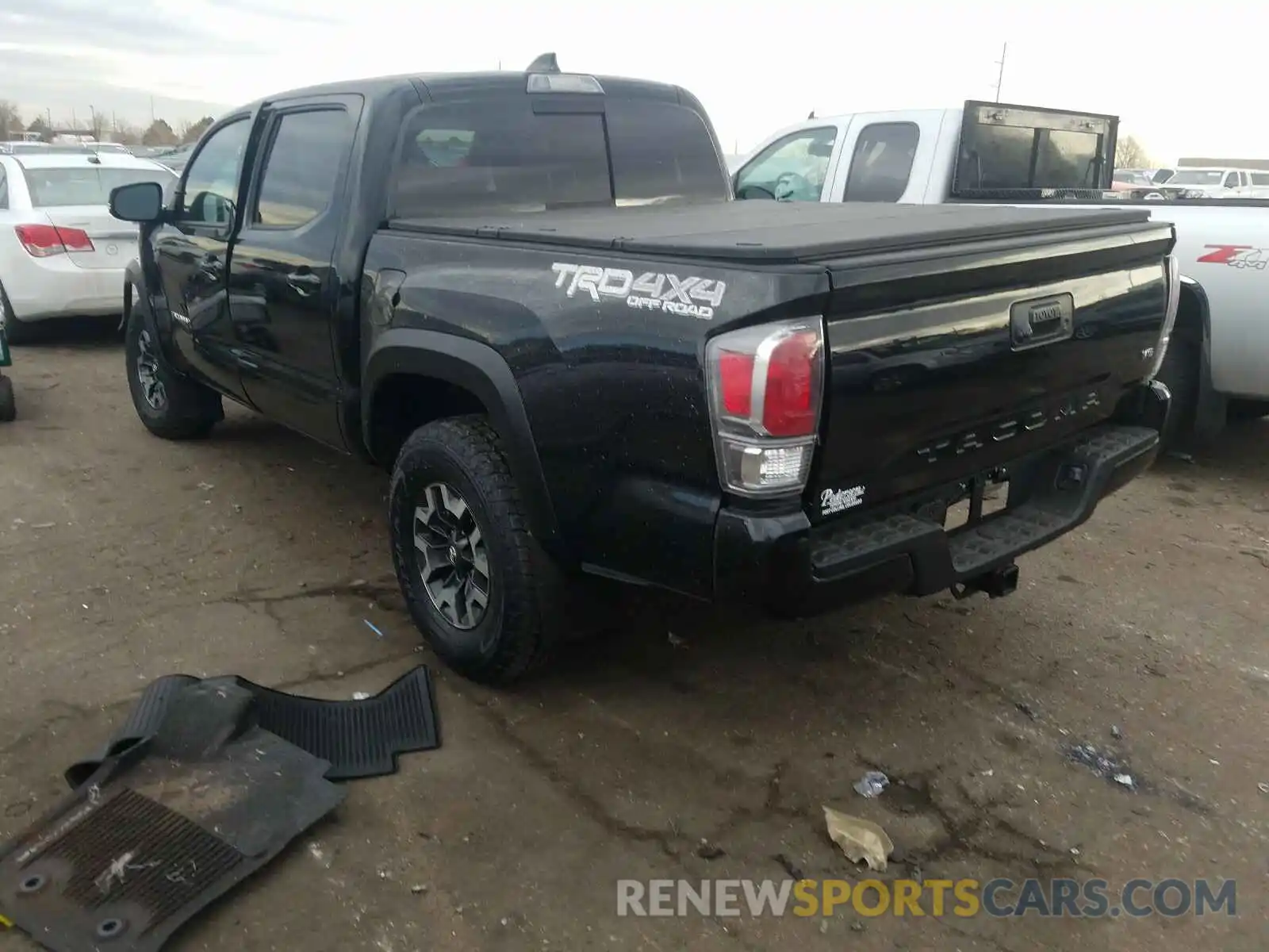 3 Photograph of a damaged car 3TMCZ5AN7MM371573 TOYOTA TACOMA 2021