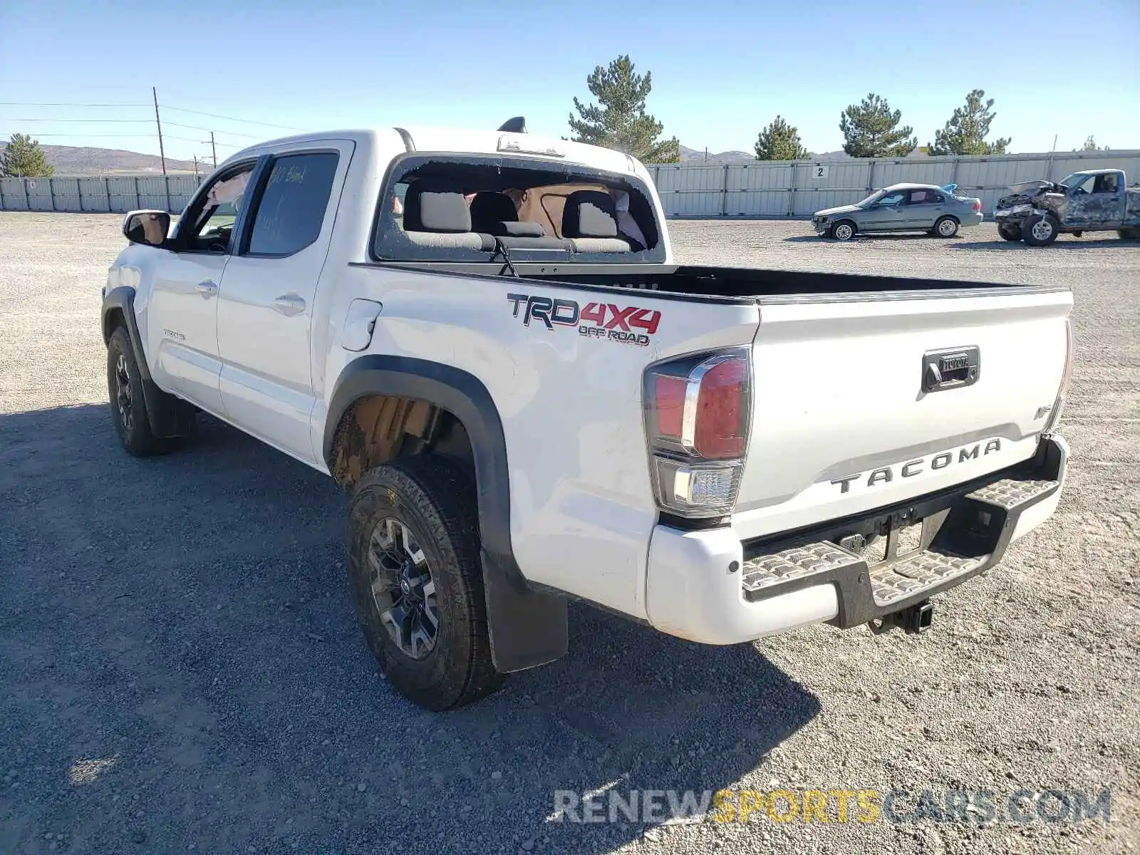 3 Photograph of a damaged car 3TMCZ5AN7MM375865 TOYOTA TACOMA 2021