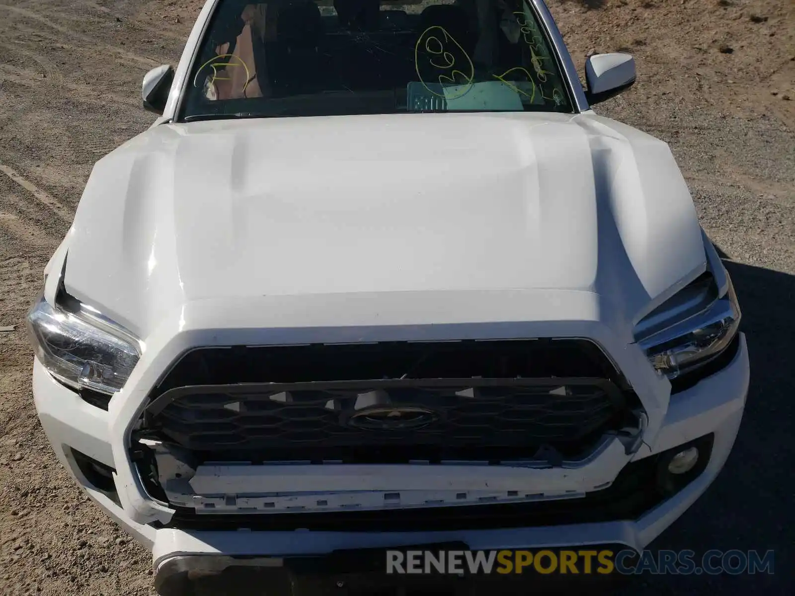 7 Photograph of a damaged car 3TMCZ5AN7MM375865 TOYOTA TACOMA 2021