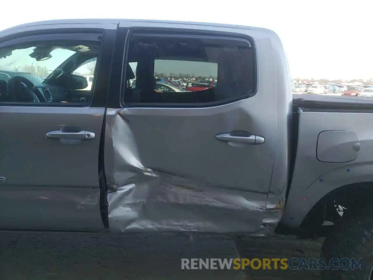 9 Photograph of a damaged car 3TMCZ5AN7MM388552 TOYOTA TACOMA 2021