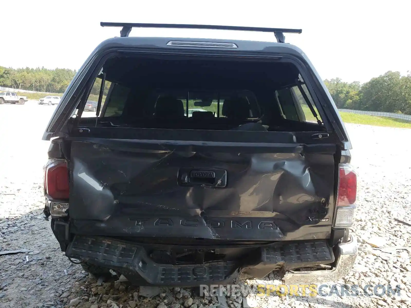 9 Photograph of a damaged car 3TMCZ5AN7MM397851 TOYOTA TACOMA 2021