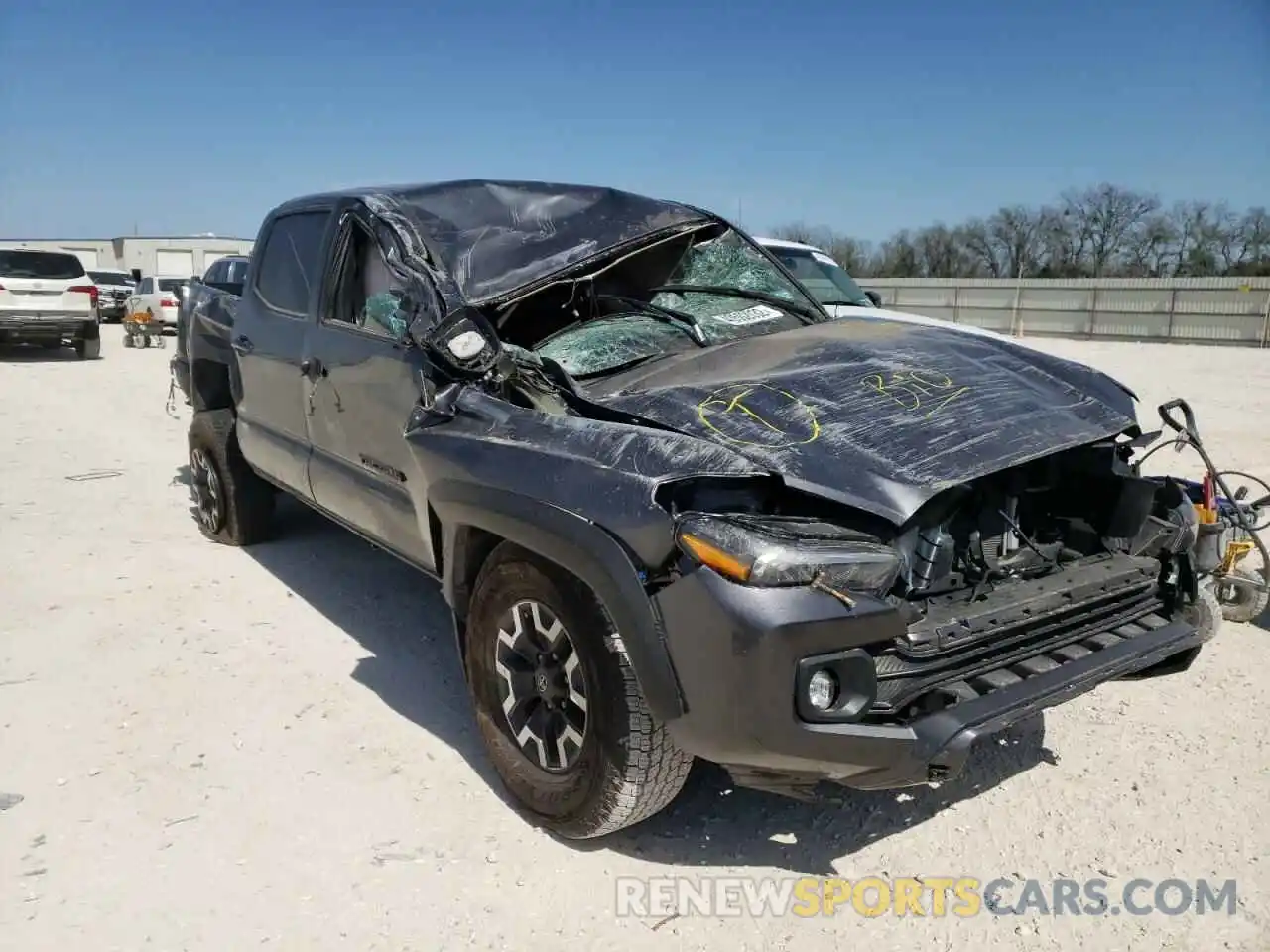 1 Photograph of a damaged car 3TMCZ5AN7MM409125 TOYOTA TACOMA 2021