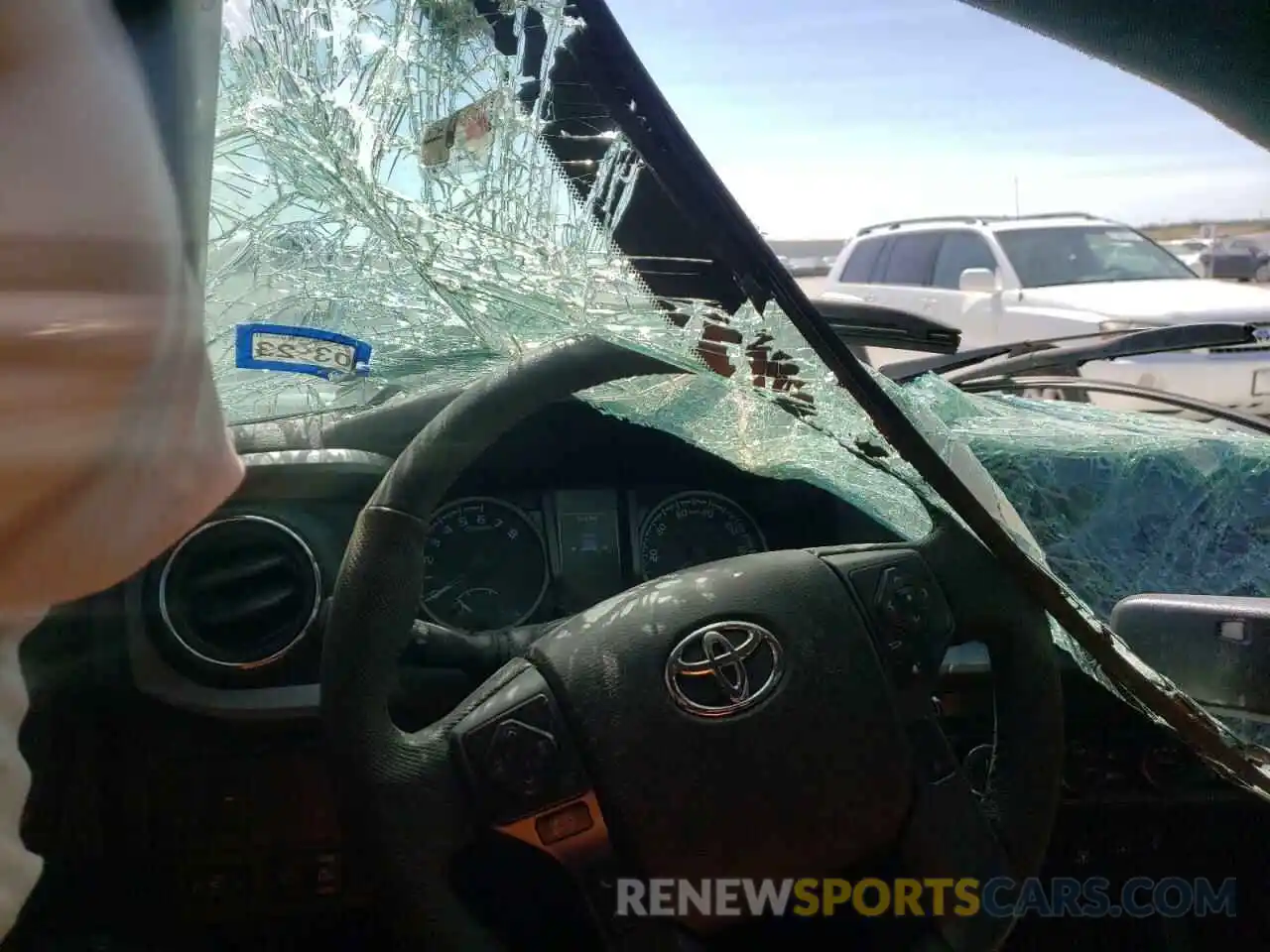 8 Photograph of a damaged car 3TMCZ5AN7MM409125 TOYOTA TACOMA 2021