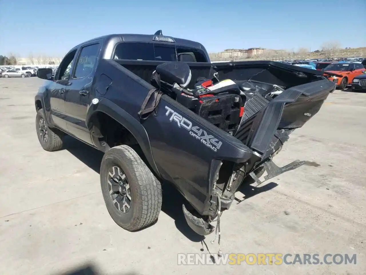 3 Photograph of a damaged car 3TMCZ5AN7MM409223 TOYOTA TACOMA 2021