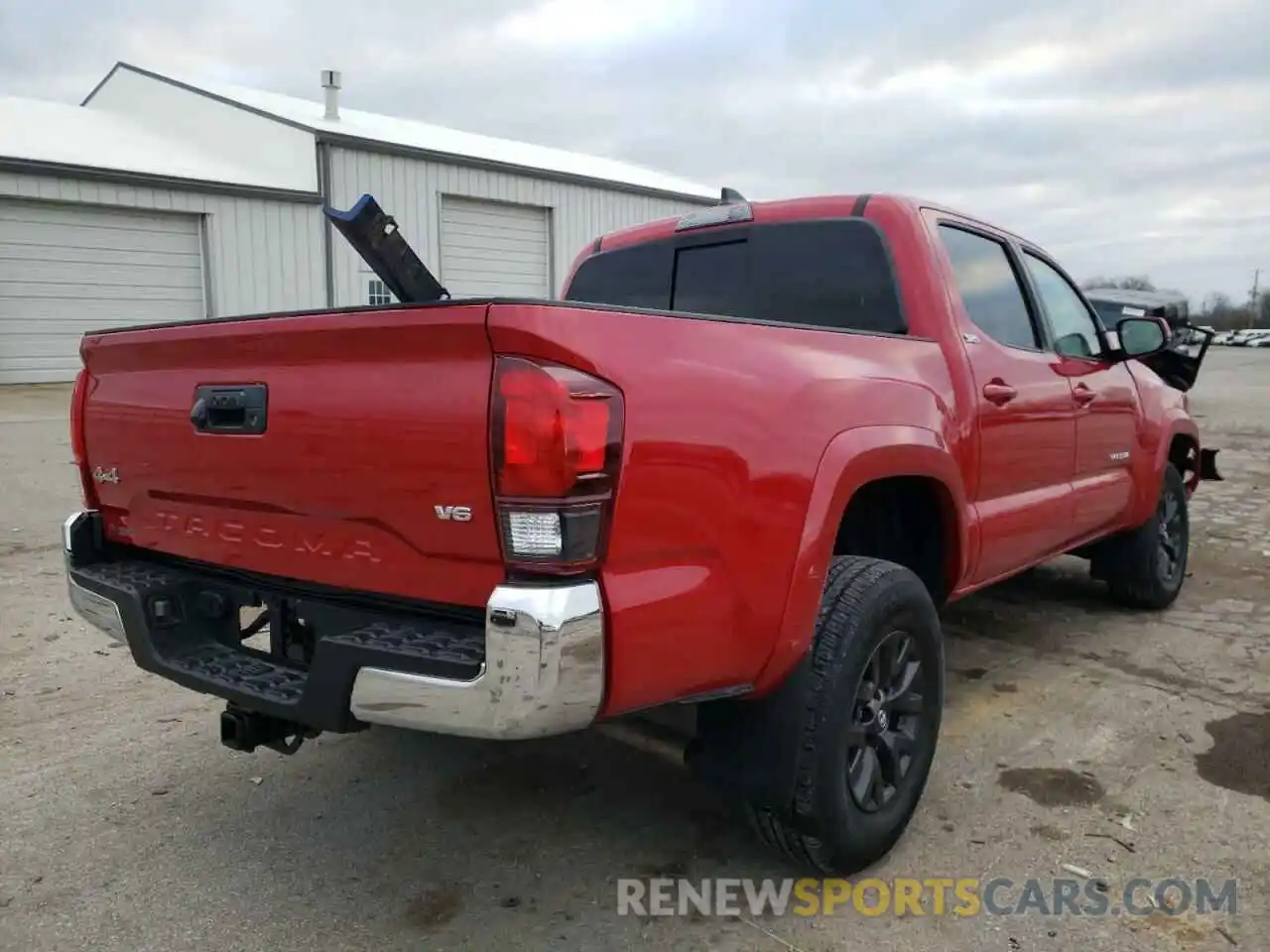 4 Photograph of a damaged car 3TMCZ5AN7MM414115 TOYOTA TACOMA 2021