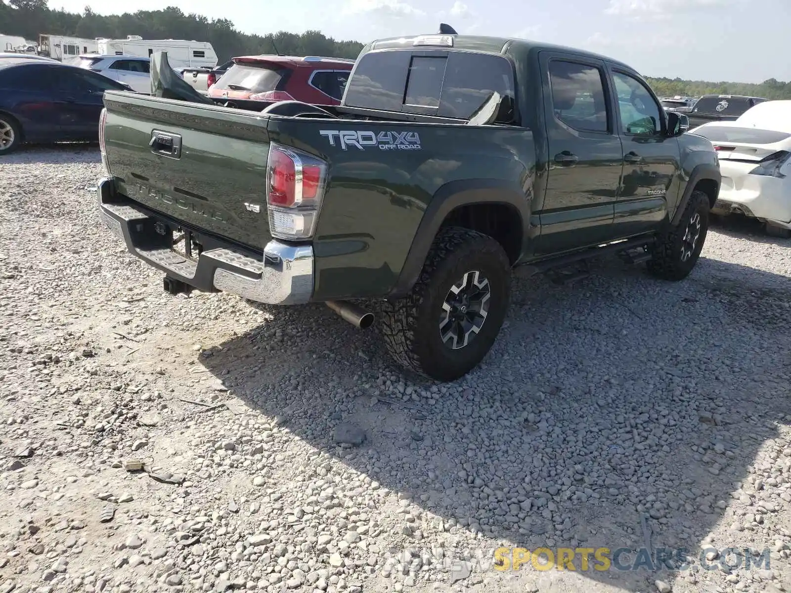 4 Photograph of a damaged car 3TMCZ5AN7MM416950 TOYOTA TACOMA 2021