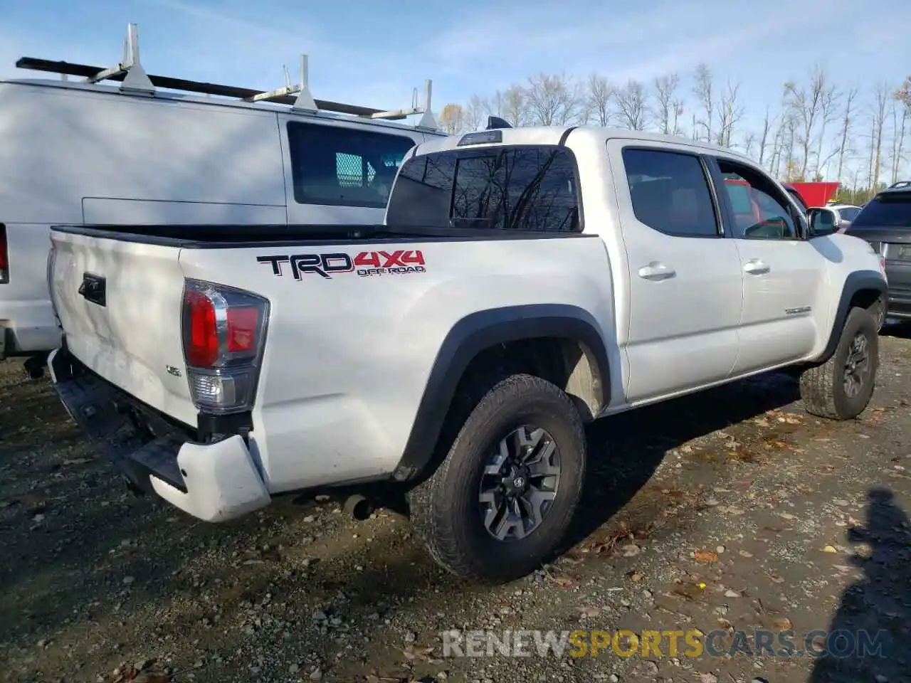 4 Photograph of a damaged car 3TMCZ5AN7MM417550 TOYOTA TACOMA 2021