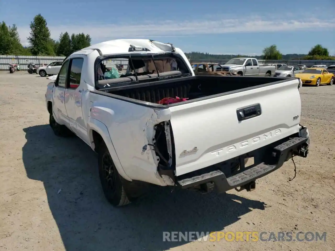 3 Photograph of a damaged car 3TMCZ5AN7MM426216 TOYOTA TACOMA 2021