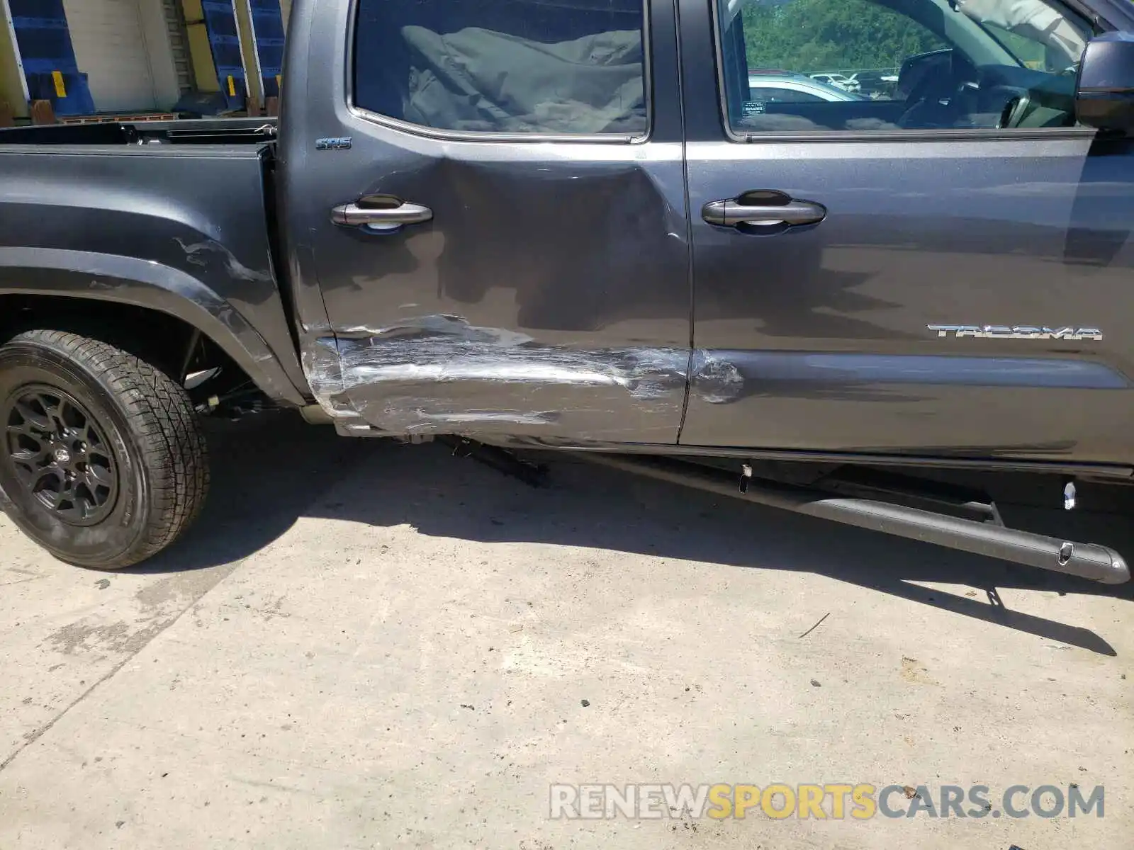 9 Photograph of a damaged car 3TMCZ5AN7MM426295 TOYOTA TACOMA 2021