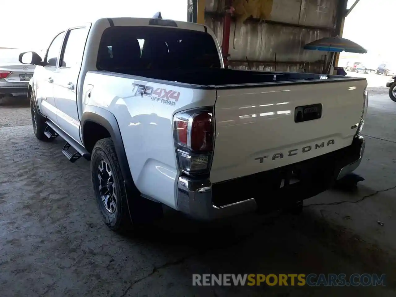 3 Photograph of a damaged car 3TMCZ5AN7MM435420 TOYOTA TACOMA 2021