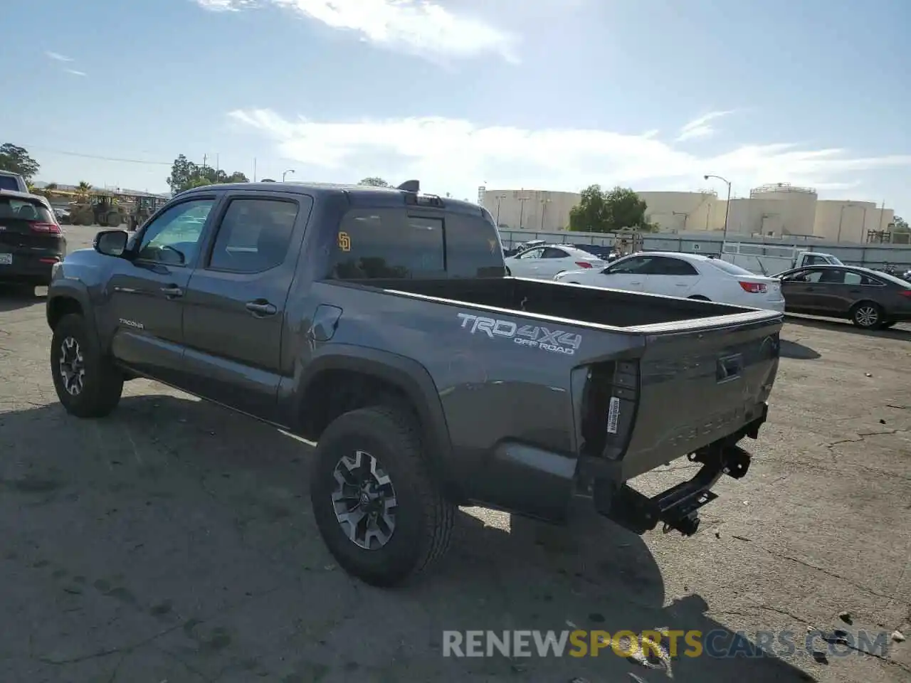 3 Photograph of a damaged car 3TMCZ5AN7MM442528 TOYOTA TACOMA 2021