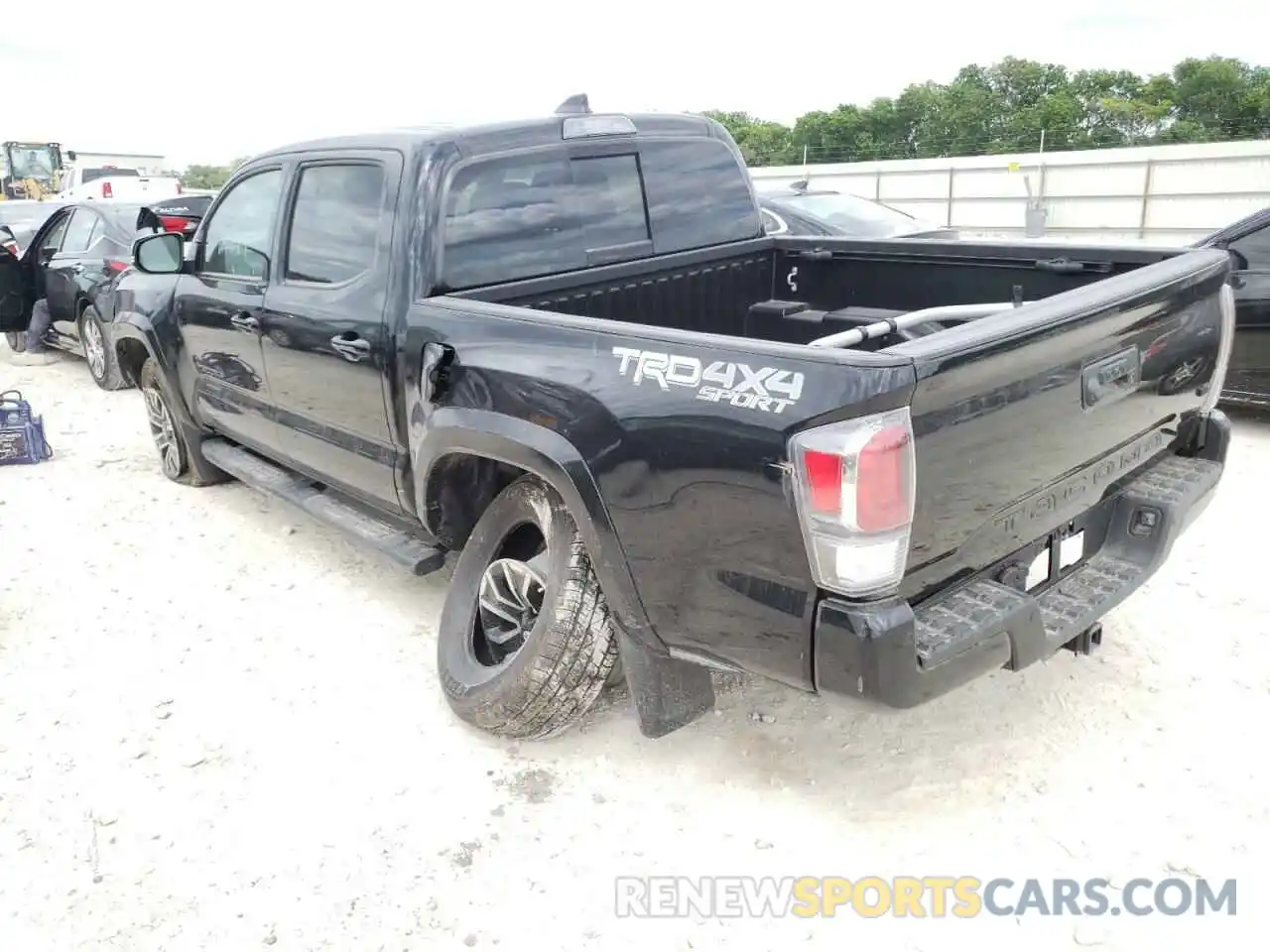 3 Photograph of a damaged car 3TMCZ5AN7MM450631 TOYOTA TACOMA 2021