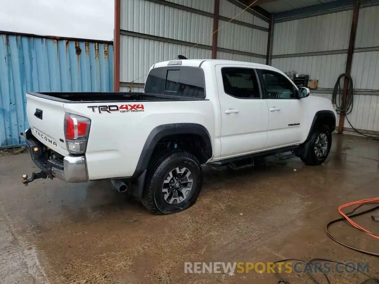 3 Photograph of a damaged car 3TMCZ5AN8MM373199 TOYOTA TACOMA 2021