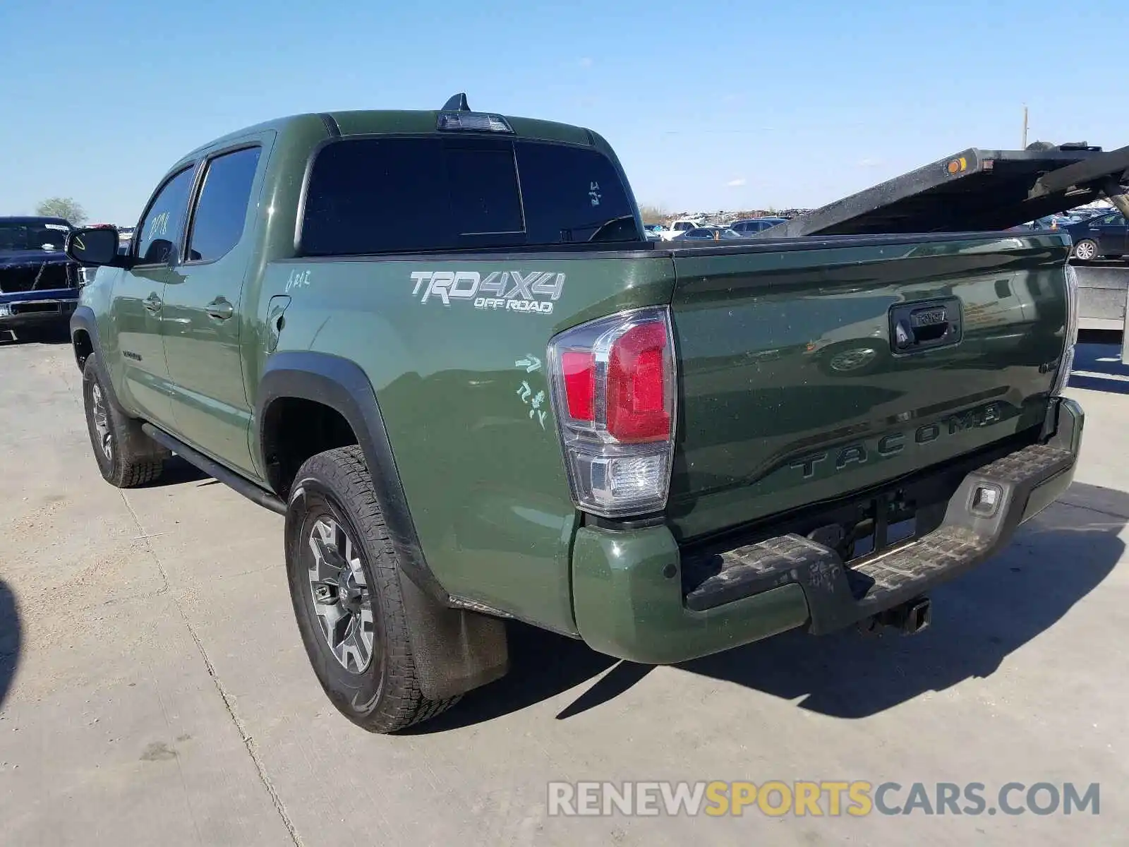 3 Photograph of a damaged car 3TMCZ5AN8MM378418 TOYOTA TACOMA 2021