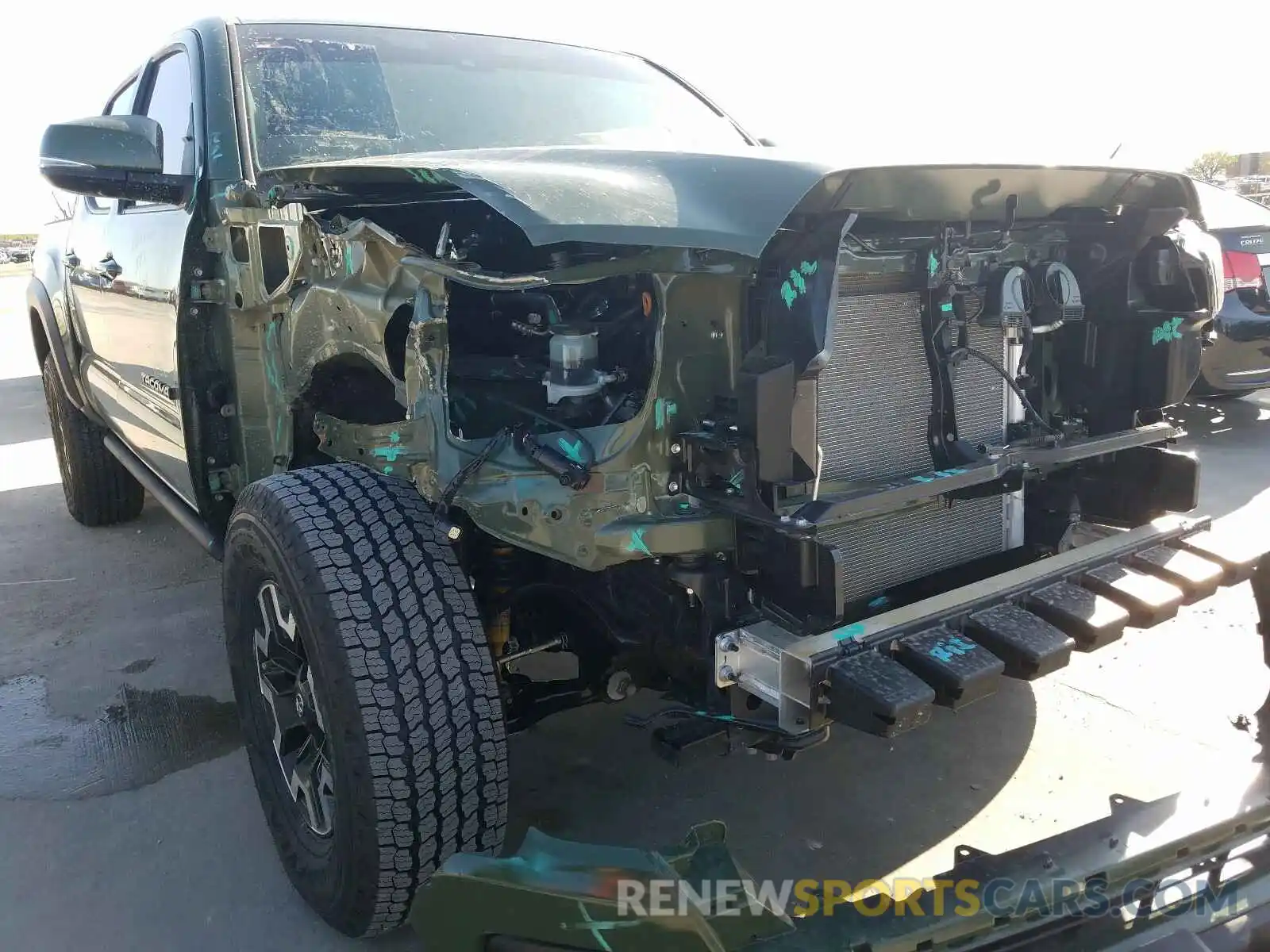 9 Photograph of a damaged car 3TMCZ5AN8MM378418 TOYOTA TACOMA 2021