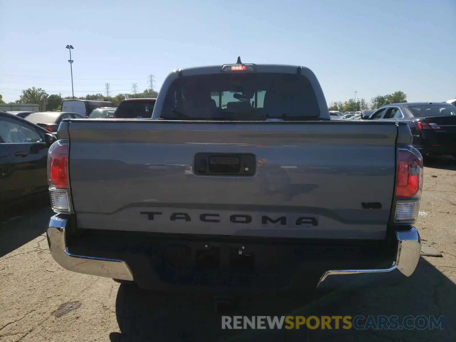 6 Photograph of a damaged car 3TMCZ5AN8MM403138 TOYOTA TACOMA 2021