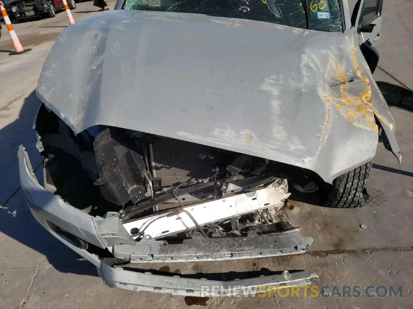 7 Photograph of a damaged car 3TMCZ5AN8MM408551 TOYOTA TACOMA 2021