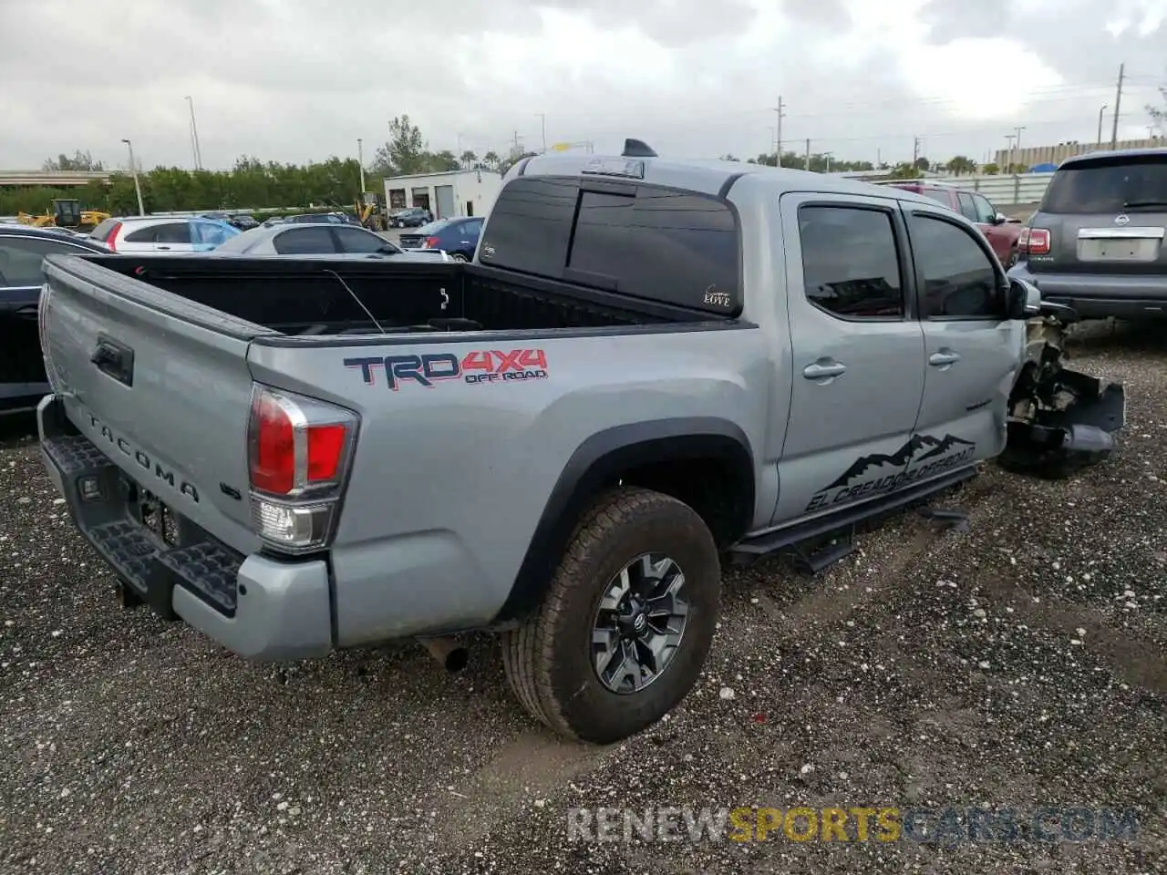 4 Photograph of a damaged car 3TMCZ5AN8MM409084 TOYOTA TACOMA 2021