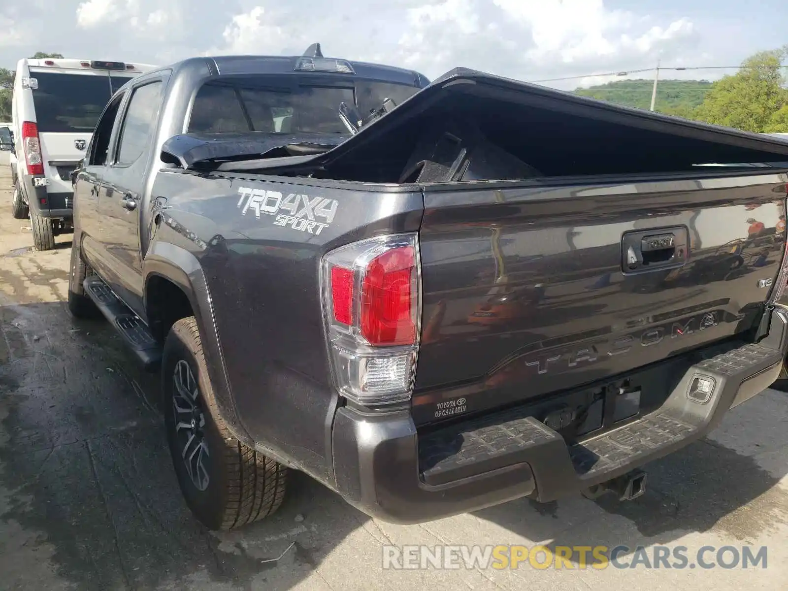 3 Photograph of a damaged car 3TMCZ5AN8MM413510 TOYOTA TACOMA 2021