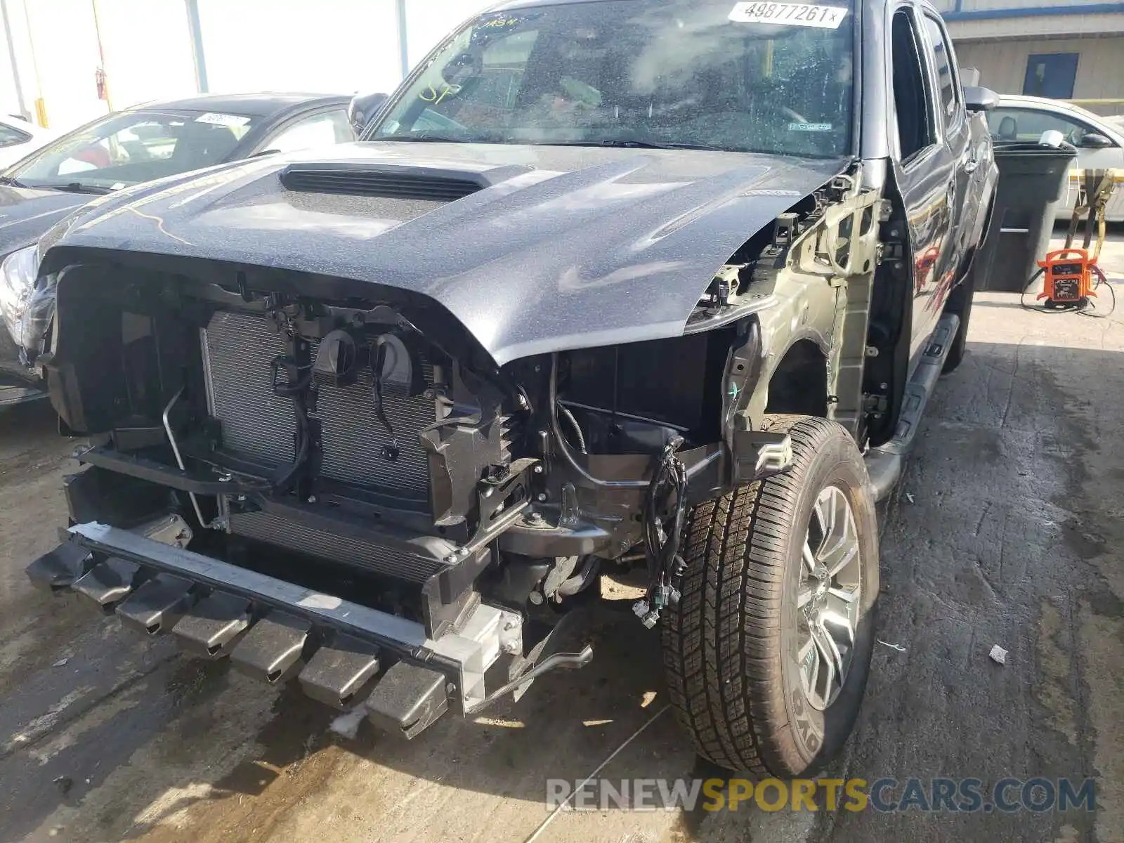 9 Photograph of a damaged car 3TMCZ5AN8MM413510 TOYOTA TACOMA 2021