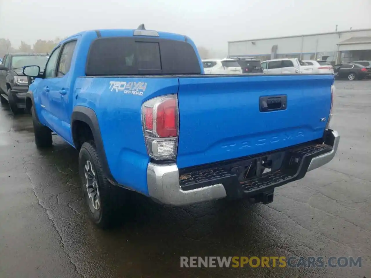 3 Photograph of a damaged car 3TMCZ5AN8MM414365 TOYOTA TACOMA 2021