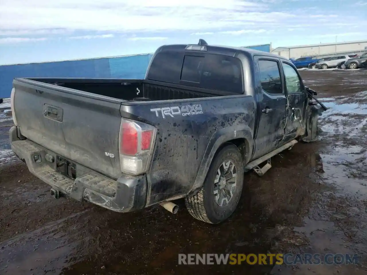 4 Photograph of a damaged car 3TMCZ5AN8MM415970 TOYOTA TACOMA 2021