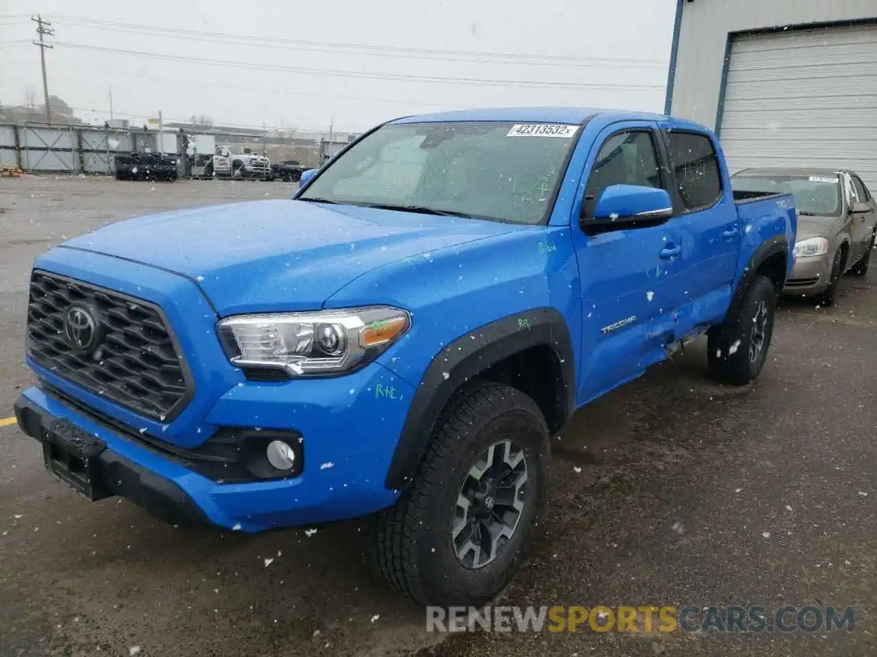 2 Photograph of a damaged car 3TMCZ5AN8MM431053 TOYOTA TACOMA 2021