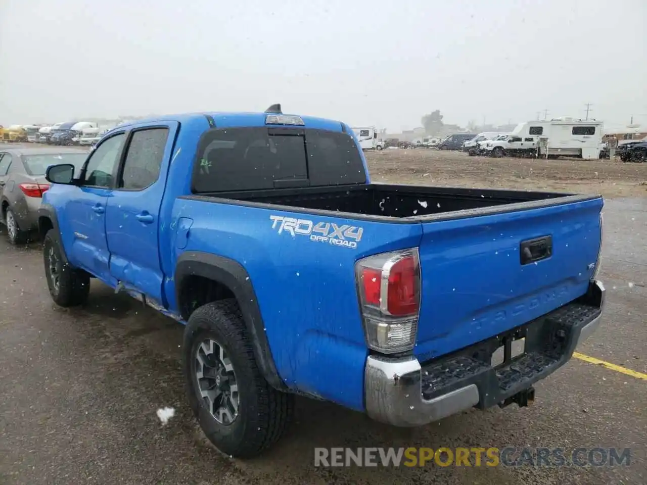 3 Photograph of a damaged car 3TMCZ5AN8MM431053 TOYOTA TACOMA 2021